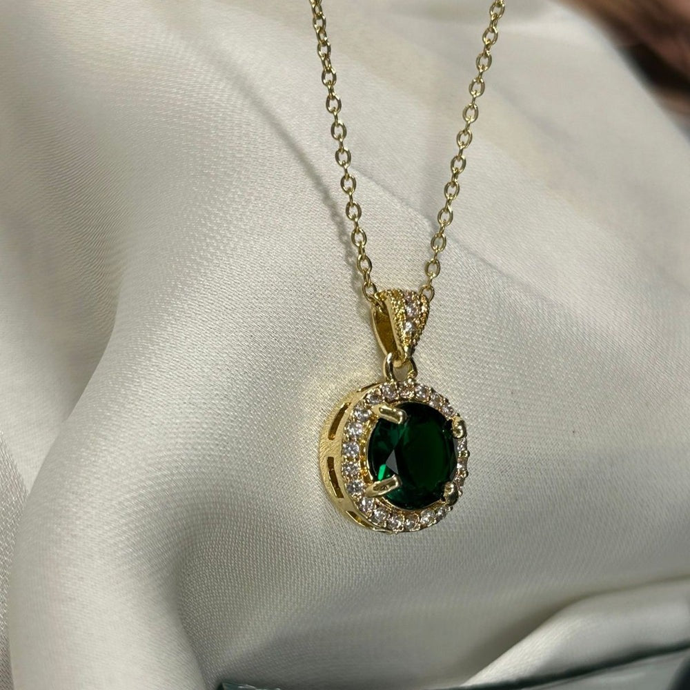 Stainless steel Emarald locket Necklace
