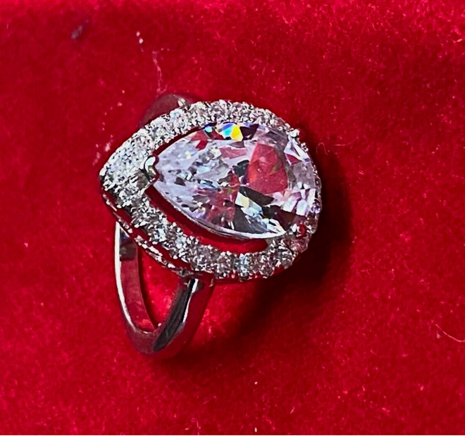 Teardrop CZ Bling Ring Classy Statement Ring Silvertone